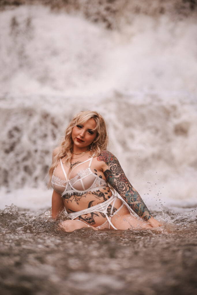 Avid_Artistry_Wichita_Kansas_Boudoir_Boudoir_Studio_Waterfall_Ange_wings