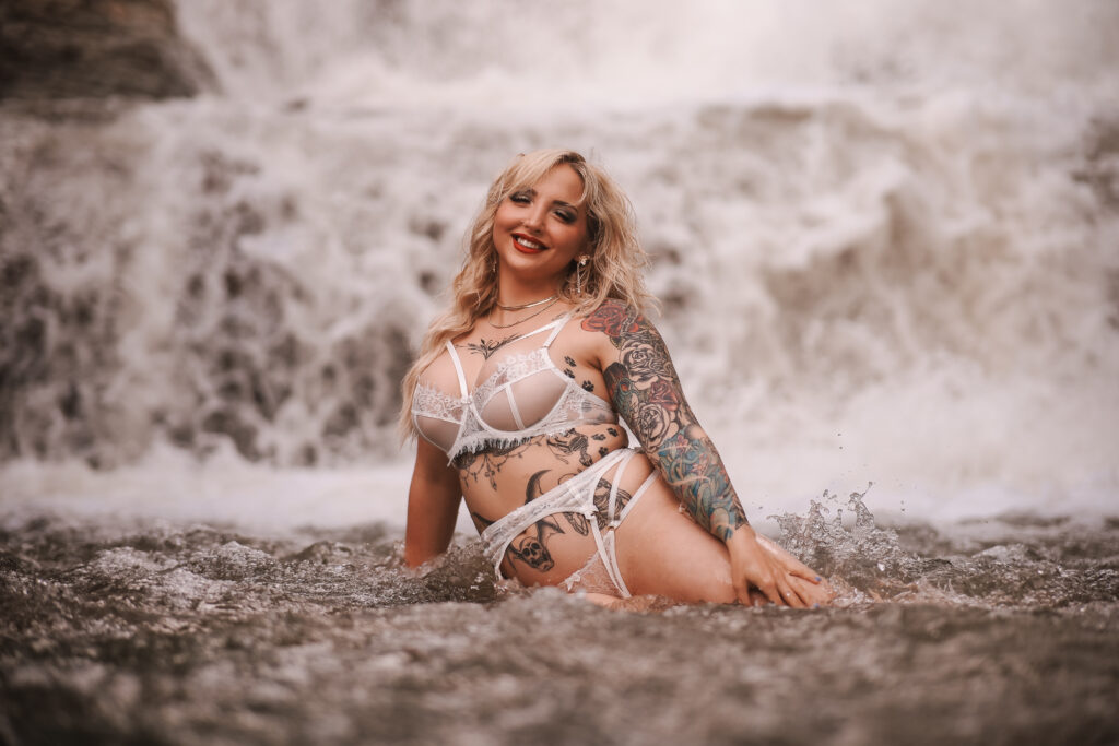 Avid_Artistry_Wichita_Kansas_Boudoir_Boudoir_Studio_Waterfall_Ange_wings