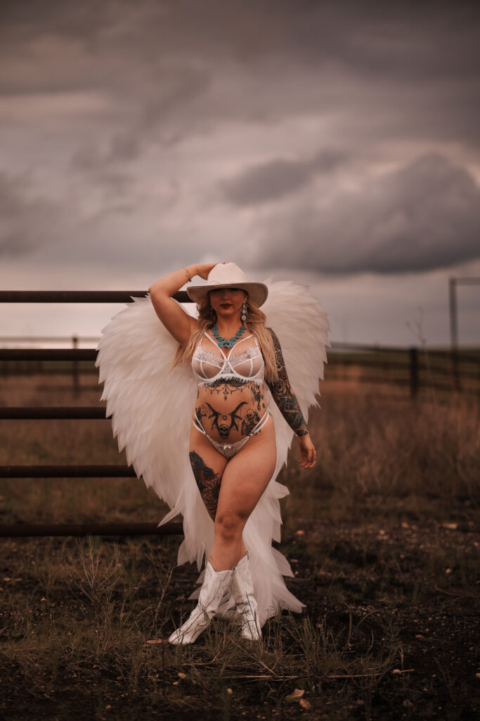 Avid_Artistry_Wichita_Kansas_Boudoir_Boudoir_Studio_Waterfall_Ange_wings